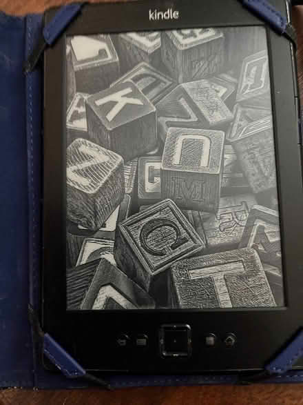 Photo of free Kindle (Stretford M32) #1