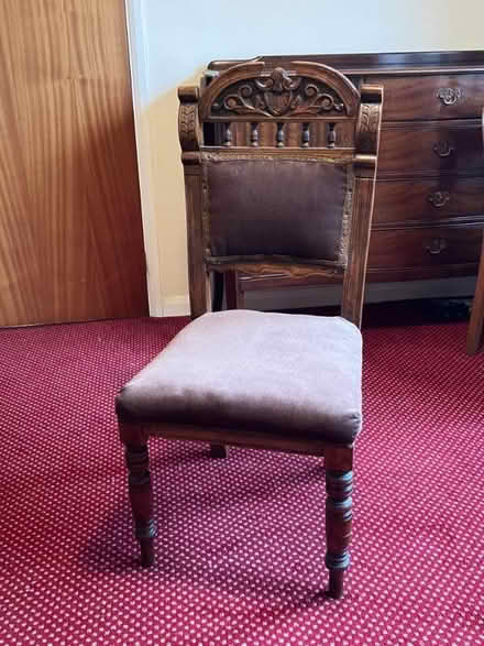 Photo of free Victorian carved side chair (North Leigh OX29) #1