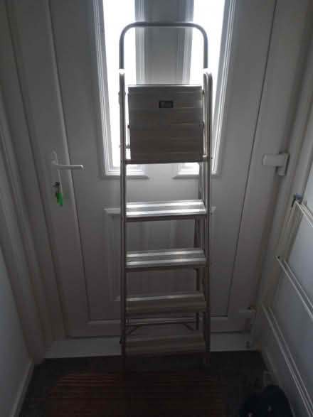 Photo of free 5 step aluminium step ladder (AB15) #1