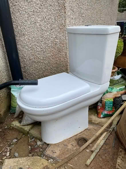 Photo of free Toilet (Old Colwyn LL29) #2