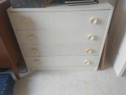 Photo of free Chest of drawers (Elmbridge GL2)