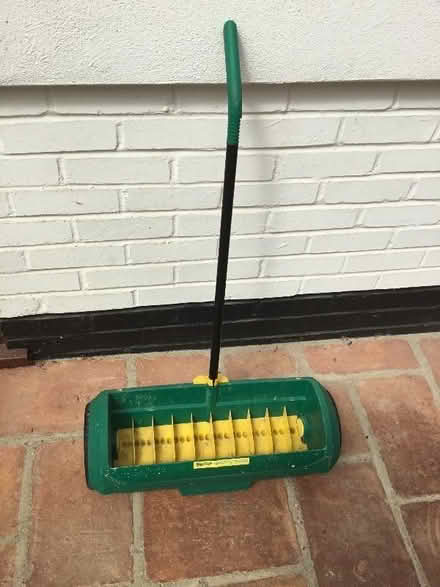 Photo of free Lawn spreader (North Ascot SL5) #1