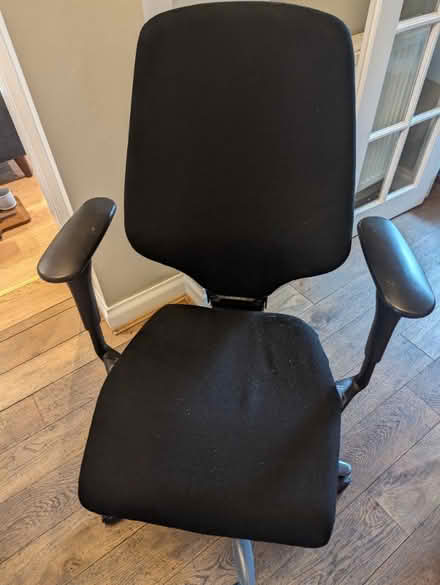 Photo of free Office chair (Henley-on-Thames RG9) #2