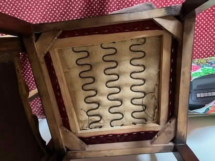 Photo of free 4 vintage matching dining chairs. Upcycle? (North Leigh OX29) #2