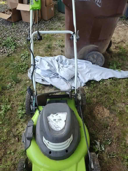 Photo of free electric mower wouldn't start (Hanover IN) #1