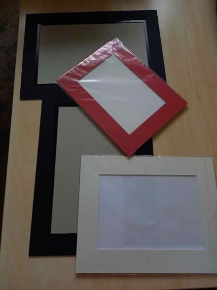 Photo of free 4 card picture mounts (Fratton PO1) #1