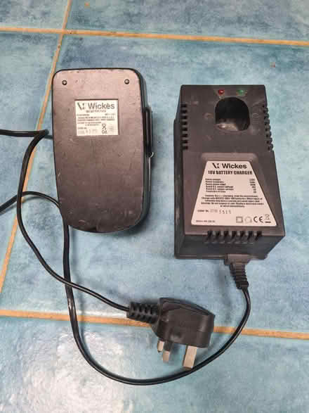 Photo of free Battery and charger (Maidenhead) #1