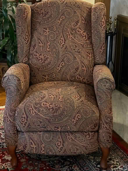 Photo of free Recliner (Belmont Hill) #1