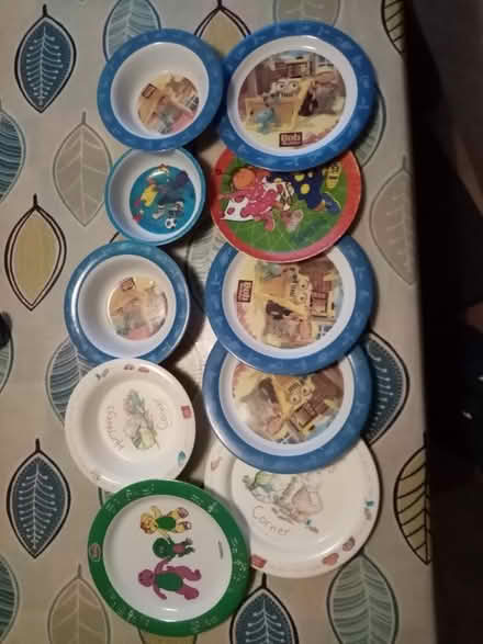 Photo of free Children's plates and bowls (Horsforth LS18) #1