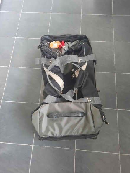 Photo of free Holdall (Blacon CH1) #1