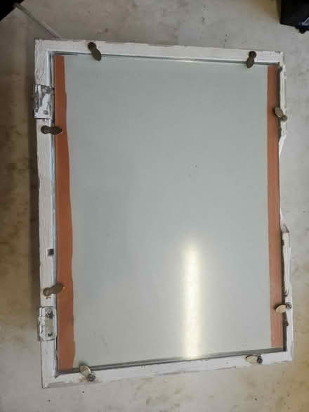 Photo of free Homemade lightbox (Northcourt OX14) #1