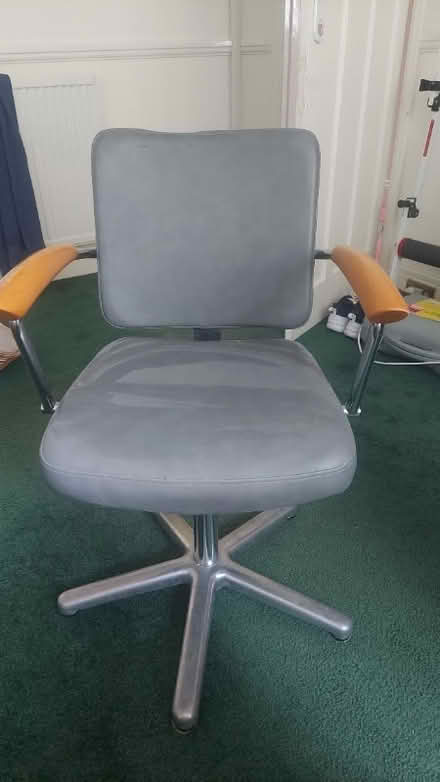 Photo of free Office chair (Kingsholm GL1) #1