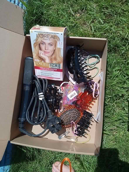 Photo of free Hair styling stuff including dye (Cossington (TA7)) #1