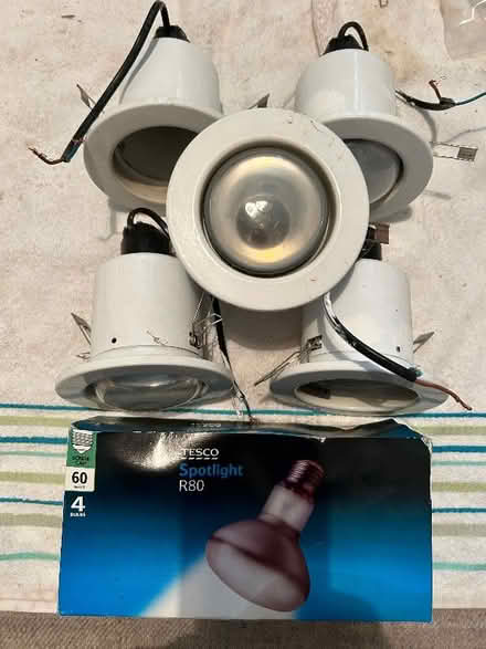 Photo of free Lights (Southfields SW18) #1
