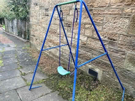 Photo of free kids single garden swing (Sciennes EH9) #2