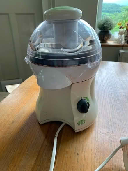 Photo of free Juicer - old but working (Tinkersley DE4) #1