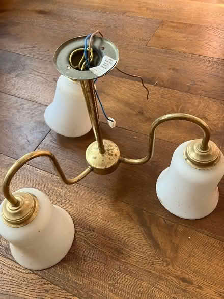 Photo of free Light fitting (Carlton Hill BN2) #1