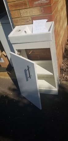 Photo of free Small Cloakroom Washbasin (Bexley DA1) #1