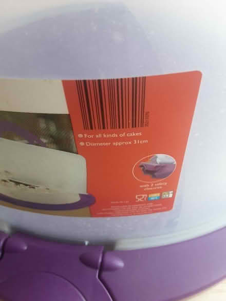 Photo of free Large cake cover (Hove BN3) #4