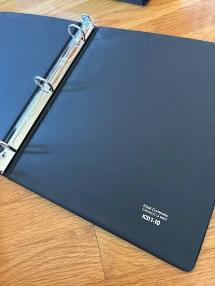 Photo of free Five 3-ring binders (Broadway Terrace Rockridge) #3