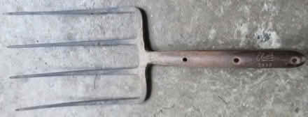 Photo of free Elwell garden fork (Little Heath RG31) #1