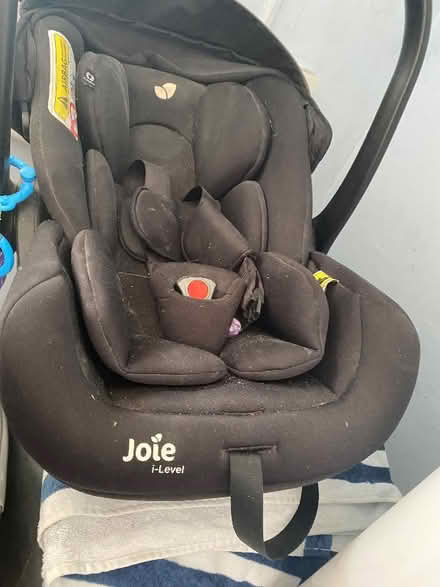 Photo of free Baby car seat and isofix (Innsworth GL3) #1