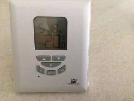 Photo of free RF Programable RoomThermostat (Frimley Ward GU16) #2