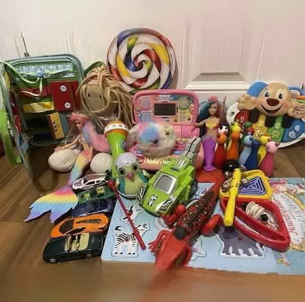 Photo of Men's Clothes and Kids Toys (ME11) #2