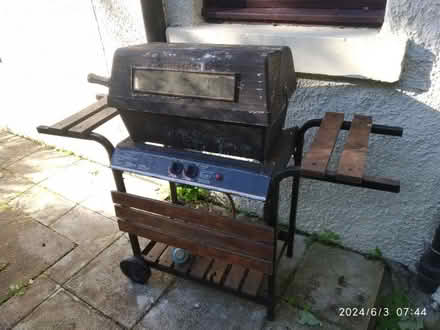 Photo of free For spares or repair: old Landmann gas bbq (AB11) #1