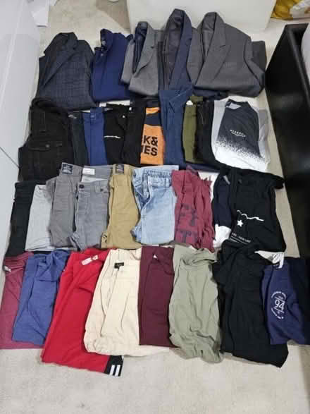 Photo of Men's Clothes and Kids Toys (ME11) #1