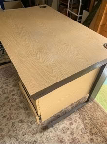 Photo of free Desk (Bognor Regis PO21) #2
