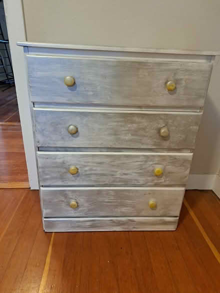 Photo of free Dresser (Ralston/Alameda de las Pulgas) #1