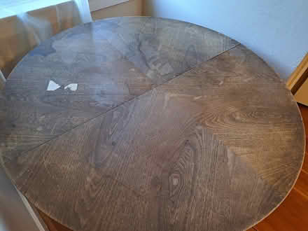 Photo of free Round Table (Ralston/Alameda de las Pulgas) #1