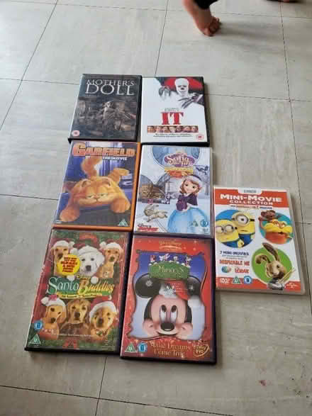 Photo of free Dvds (Benson OX10) #1