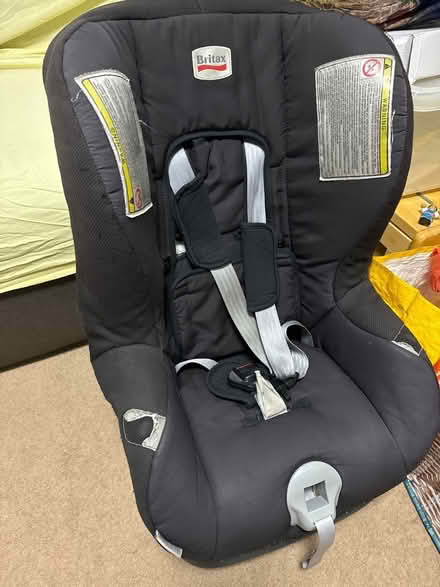 Photo of free Car seat (croydon) #1
