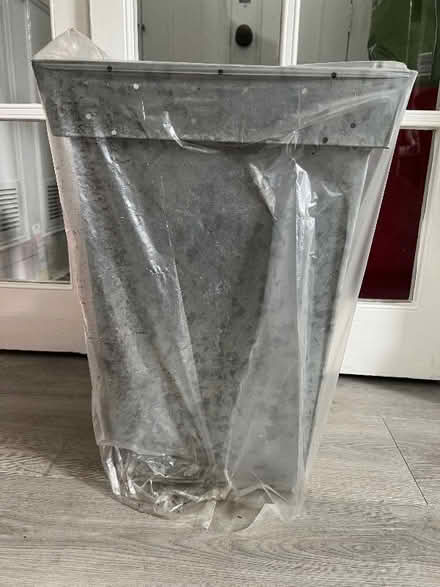Photo of free Large silver metal planter (Chelsea SW3) #1