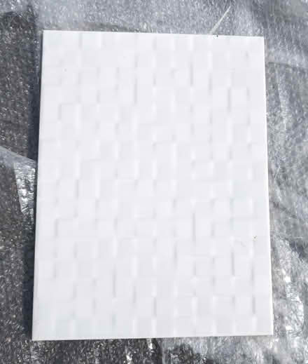 Photo of free Ceramic and quartz tiles (Carterton OX18) #1