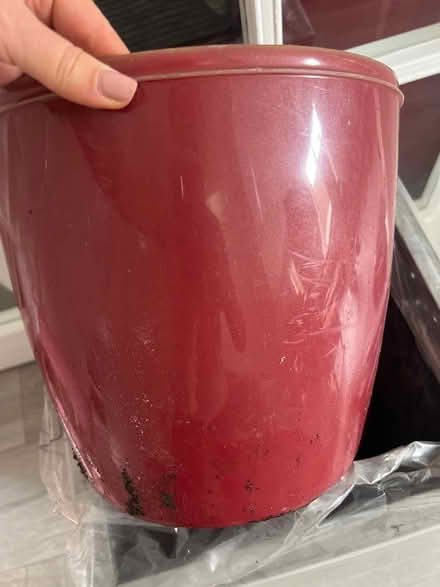 Photo of free Large silver metal planter (Chelsea SW3) #3