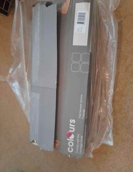 Photo of free six tiles 50x20cm left over from splashback (Hollins BL9) #4