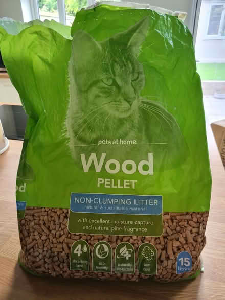 Photo of free Cat litter approx 1kg (Didcot OX11) #1