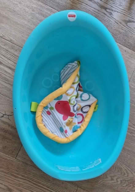 Photo of free Fisher price baby bath (Walderslade, ME5) #1