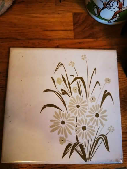 Photo of free Vintage floral tiles (Catford SE6) #1