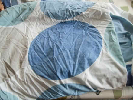 Photo of free Duvet Cover Blue Circles design King size (Southport PR9) #1
