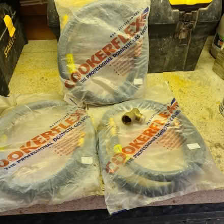 Photo of free Gas cooker flex connectors (S.Ruislip HA4) #1
