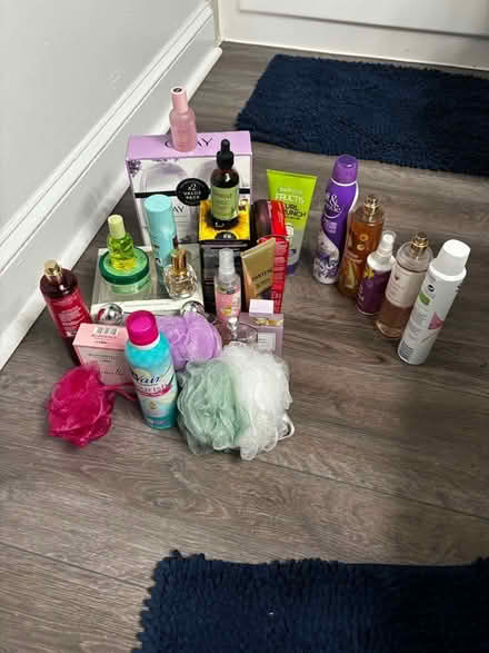 Photo of free Bag full of assorted toiletries (Herndon/Elden Street) #1