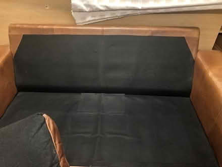 Photo of free Leather 3 seater Sofa (Wimbledon Village SW19) #3