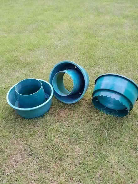 Photo of free Tomato growing pots (3) (Freeland OX29) #1