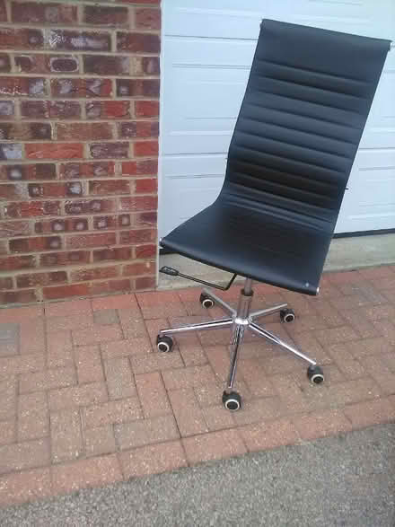Photo of free Office chair (Frindsbury Extra ME2) #1
