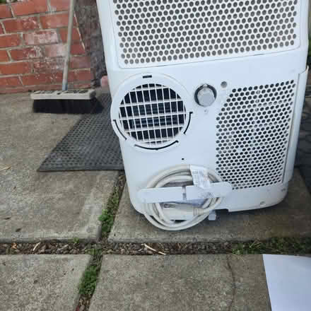 Photo of stand up air conditioner hose (San jose) #1