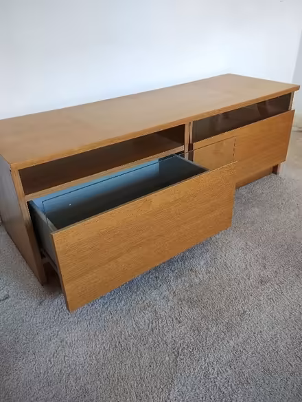 Photo of free large TV support (Strete TQ6) #1